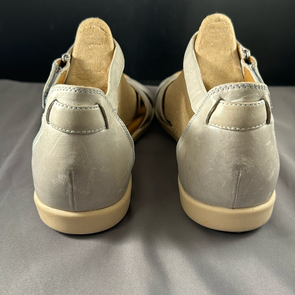 Unstructured by Clarks gray leather beaded ankle sandals - Picture 4 of 8